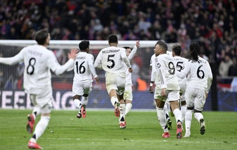 新王崛起！贝林厄姆在欧冠赛场当众训斥维尼修斯，皇马更衣室迎来新气象！