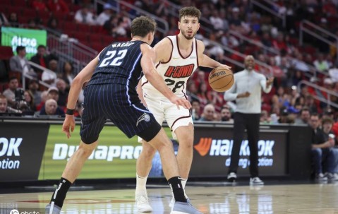 申京两双班凯罗25分 史密斯20+7火箭轻取魔术