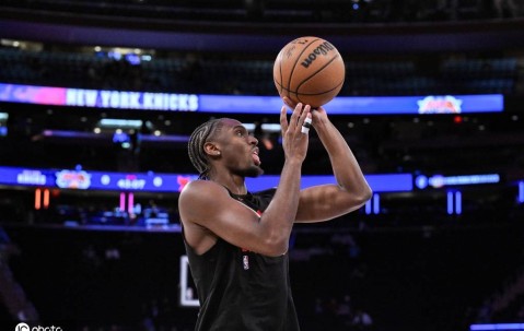 马克西因手指伤势本赛季报销 76人三巨头草草收场