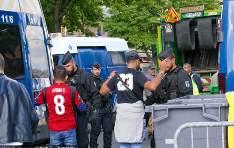 巴黎警察局长：向利物浦球迷保证 3年前的欧冠混乱不会重演